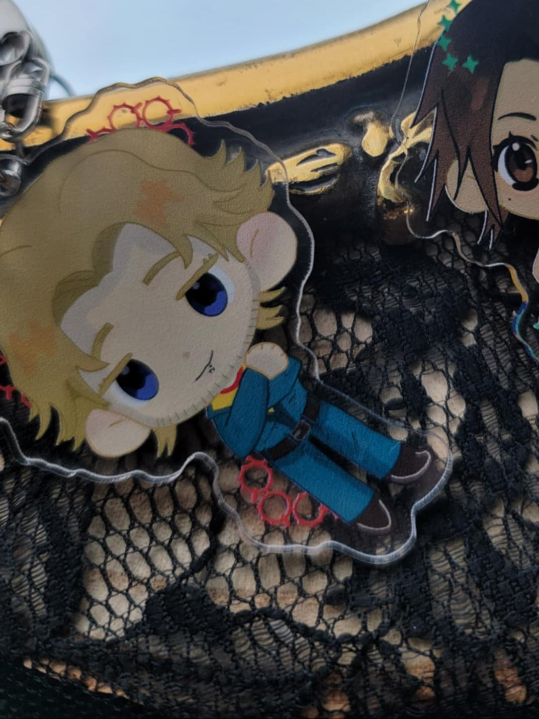 Curly Mouthwashing keychain